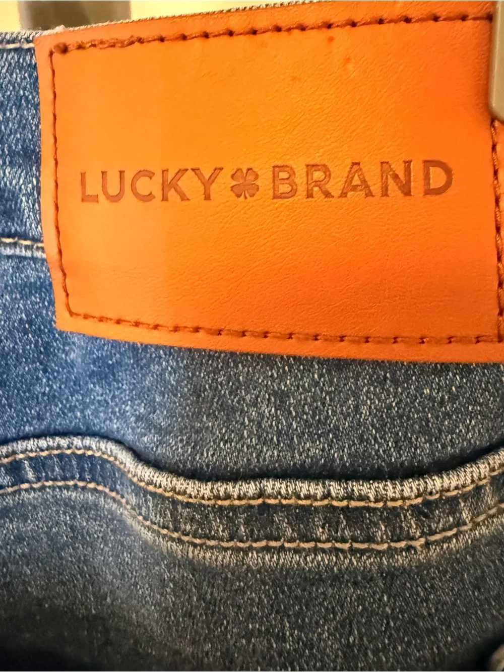 Lucky Brand Women’s Medium Blue Straight Jeans